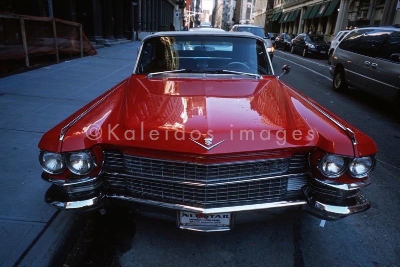 Automobiles;Autos;Cars;Color;Colour;Kaleidos;Kaleïdos;New York City;NYC;Red;Tarek Charara;United States of America;USA;Cadillac;Manhattan;La parole à l'image